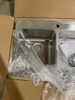 Glacier Bay Bratten 33 in. Drop-In 50/50 Double Bowl 18 Gauge Stainless Steel Kitchen Sink with Accessories