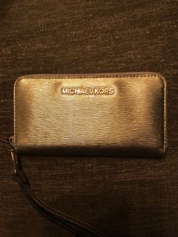 Michael kors wallet