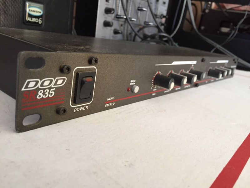 DOD SR835 stereo crossover