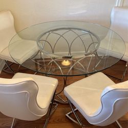 Beautiful Glass Table And Chairs