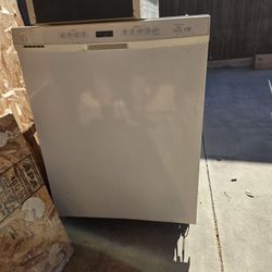 Kenmore Dish Washer (For Parts Only)free