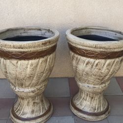 New Flower Pots Made Out Of Clay Size 30in H x 20in W 