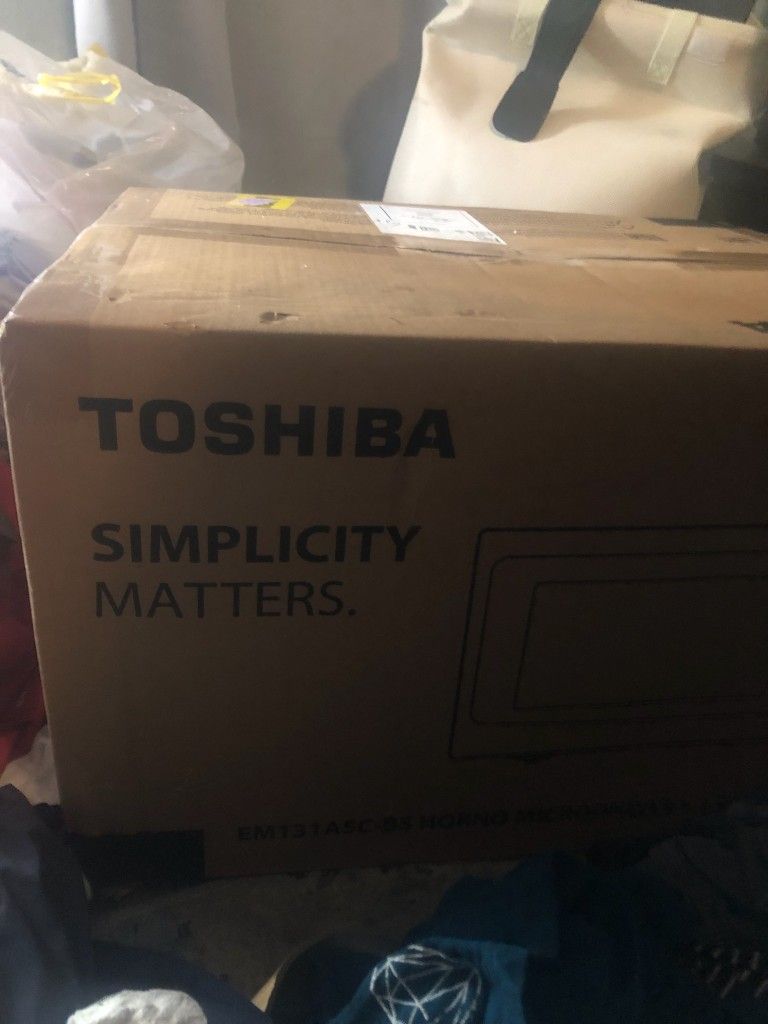Toshiba Microwave And Oven