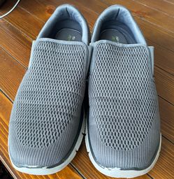 Sketchers Shoes