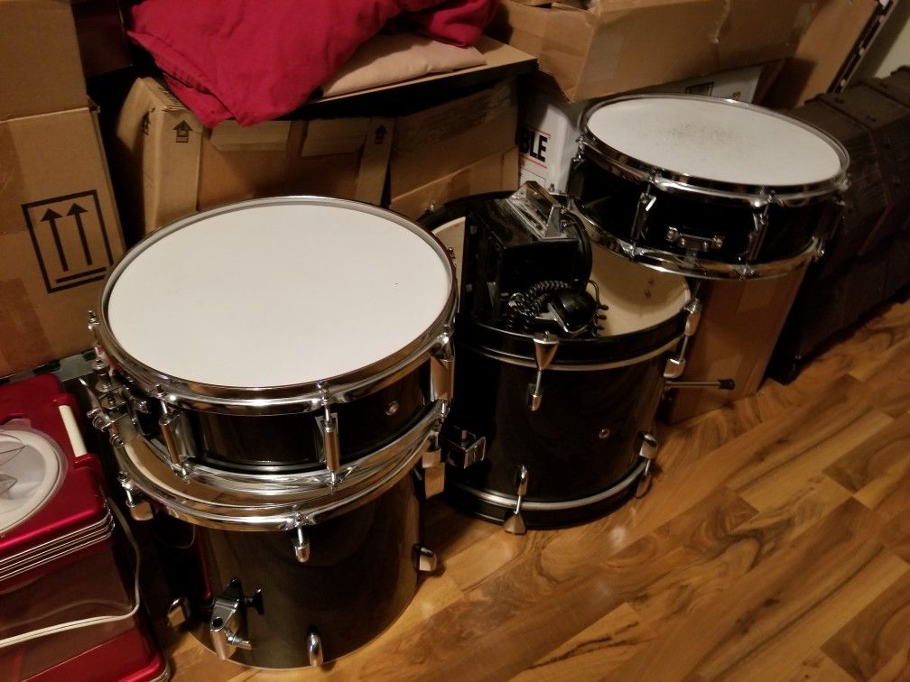 PDP drums. Selling as a set or individual pieces
