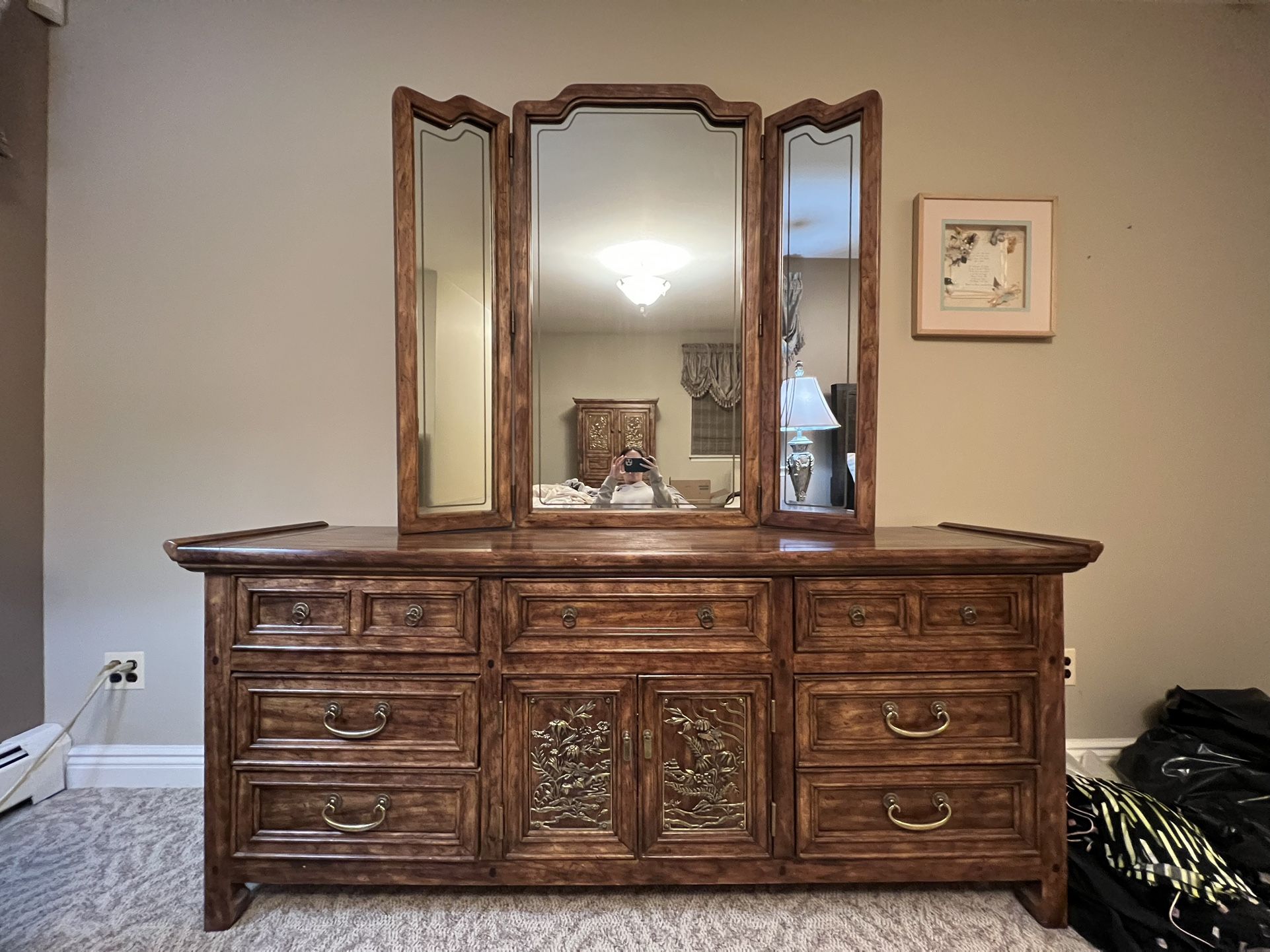 Antique Bedroom Queen Set