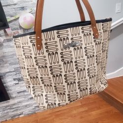 Diaper Hand Bag ,   Petunia Pickle Bottom 