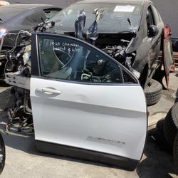 2014-2020 Jeep Cherokee Right Passenger Door