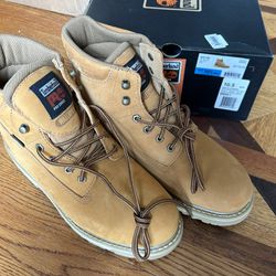 Timberland Men’s Boots 10.5 M