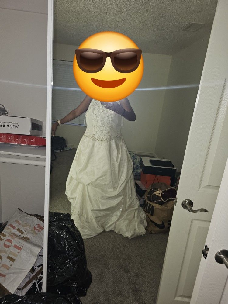 David Bridal Off White Wedding Dress