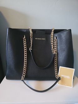 MICHAEL KORS Purse *Must SELL*