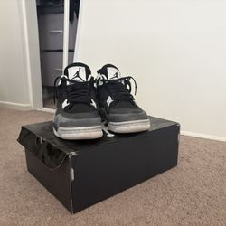 Jordan 4 Retro Fear “2024” Size 11 Men 