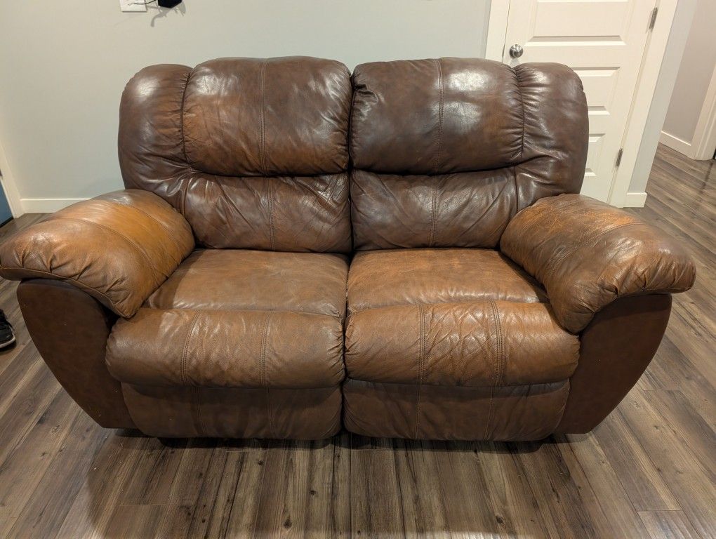 Ashley Leather Reclining Couch Loveseat
