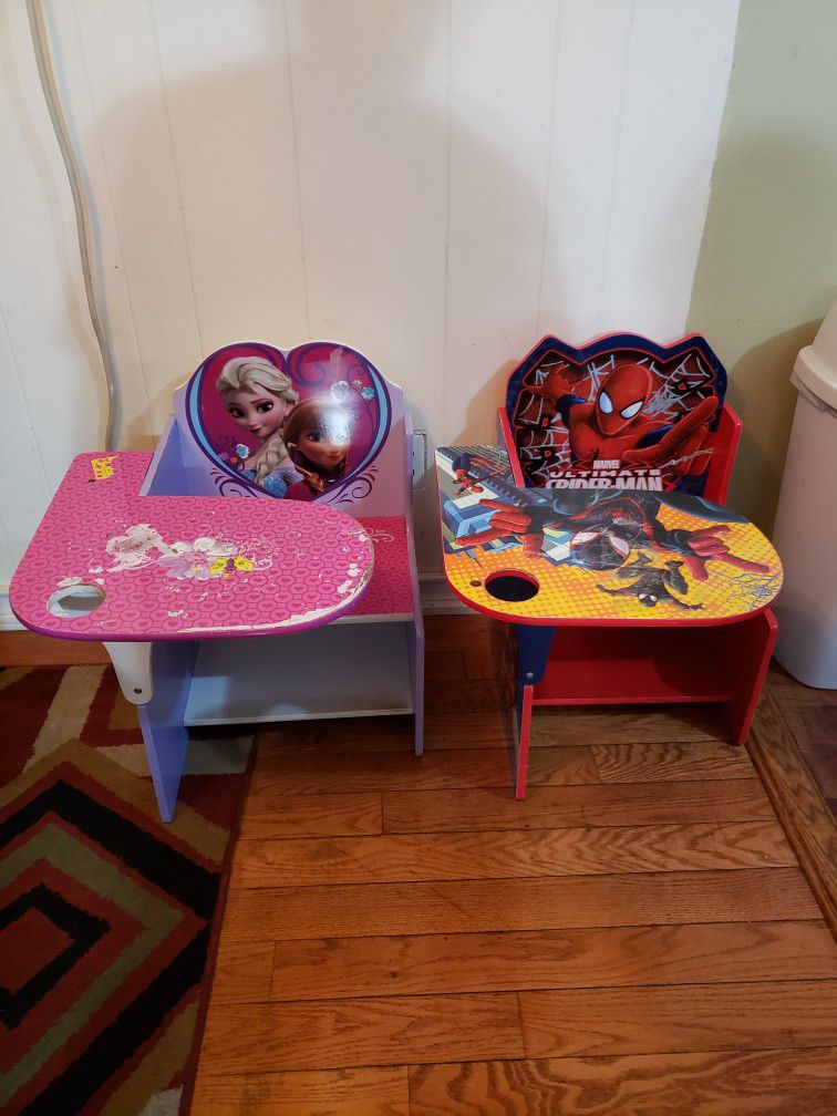 Kids Chairs With Desk.