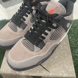 Jordan 4 Taupe Haze