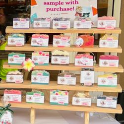 5-Shelf 24” Portable Tabletop Display Stand ! 