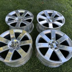 SRT Wheels 20” Black Smoke Chrome FULL SET  Factory Genuine OEM Chrysler 300