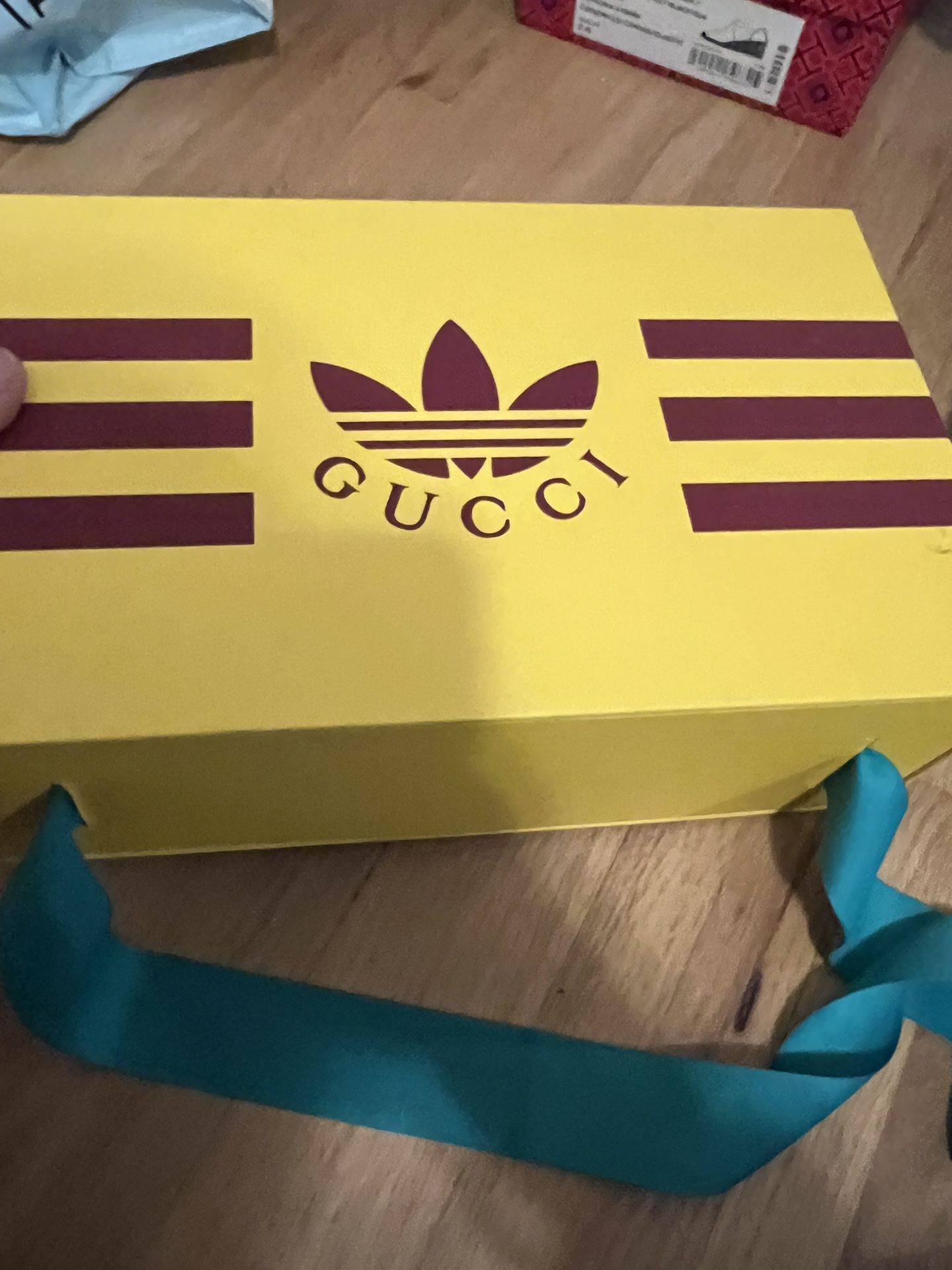 Woman Gucci Bags, Louis Vuitton, Nike tenis, Adidas Tenis for Sale in  Ceres, CA - OfferUp
