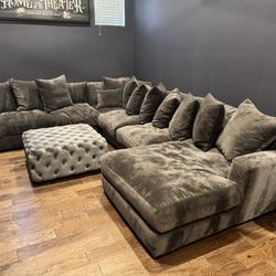 Sectional, Like New