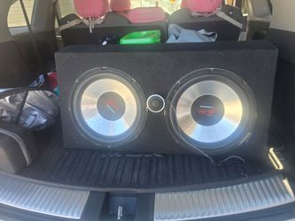 2 subwoofers in one carpeted box