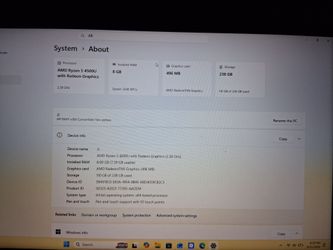 Laptop for sale comes with a charger, negotiable