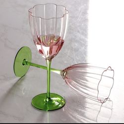Rare Anthropologie Morro Wine Glass (set of 4) Tulip Petal Flower Scalloped  for Sale in Seattle, WA - OfferUp