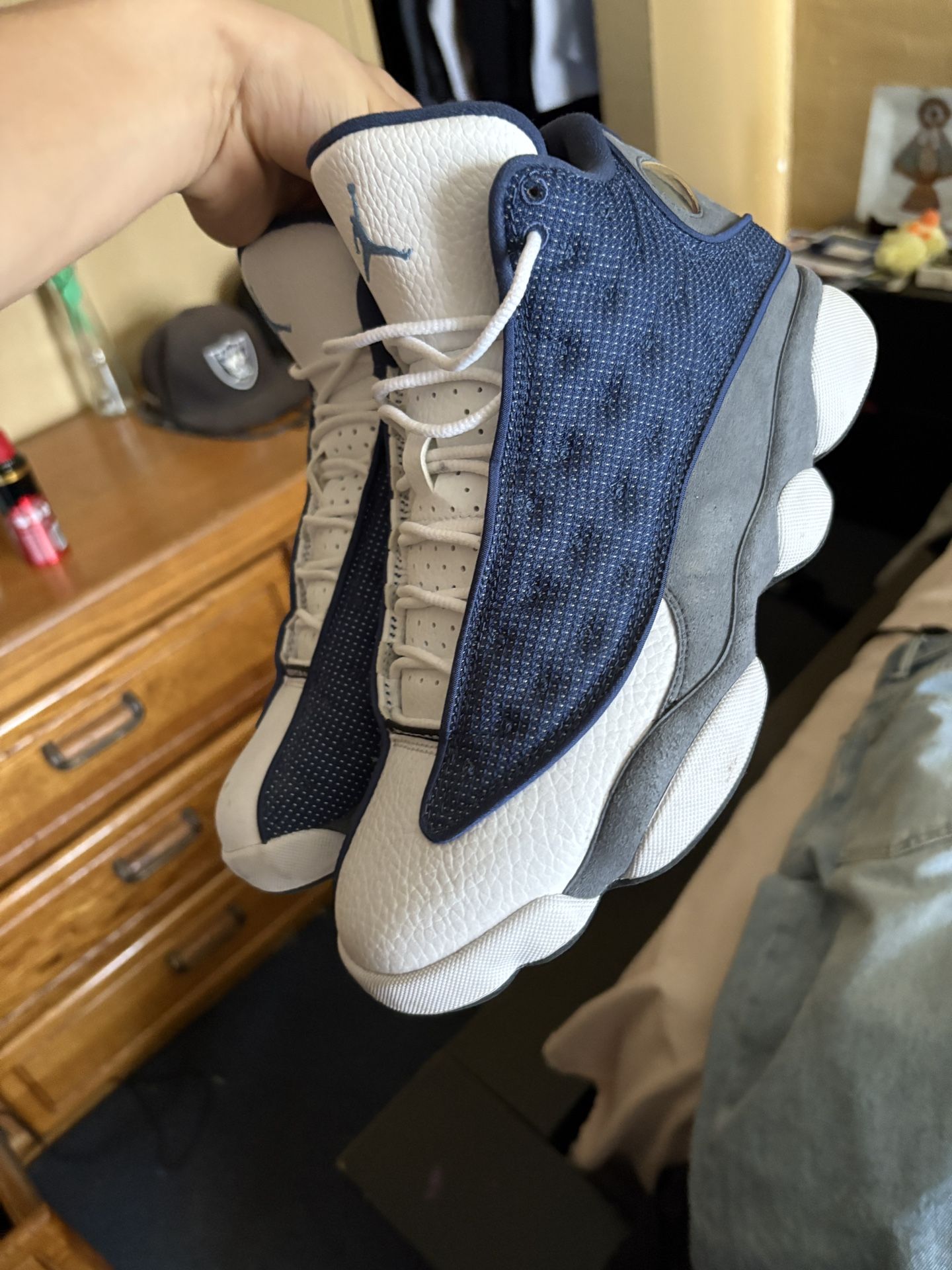 Size 8 Jordan 13