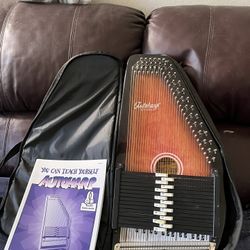 Oscar Schmidt Autoharp