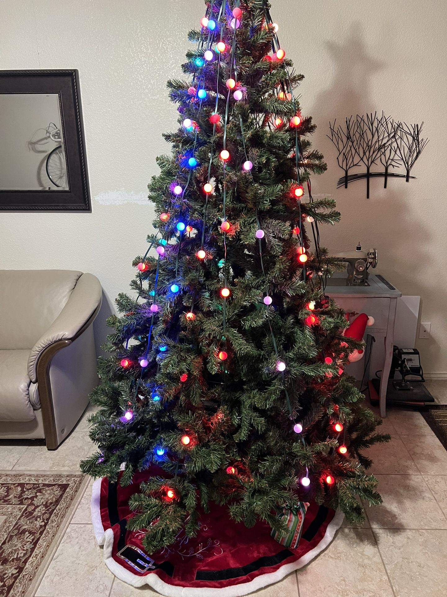 Fake Christmas Tree With Lights for Sale in Pflugerville, TX OfferUp
