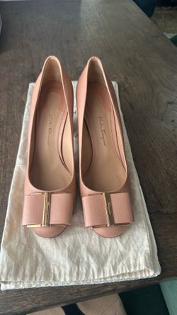 Salvador Ferragamo shoes size 8 1/2 B
