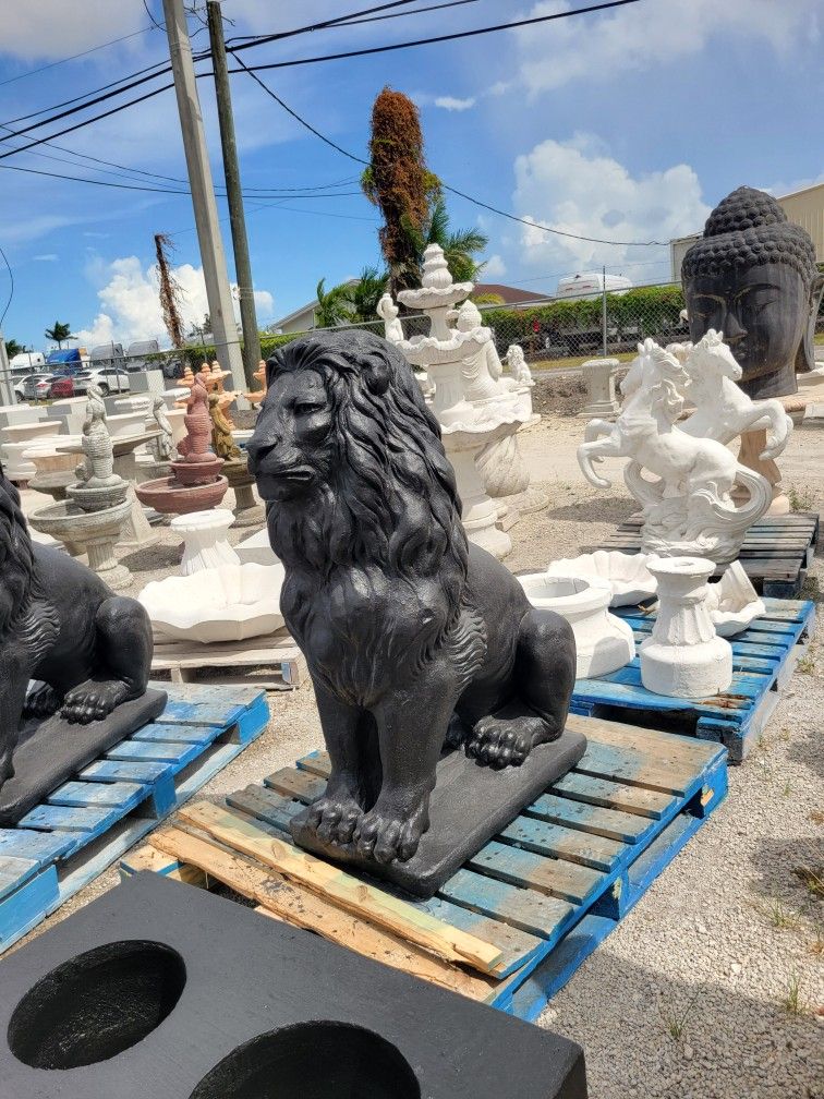 Concrete Lion