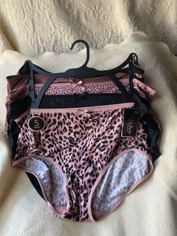 Brand new Delta Burke panties