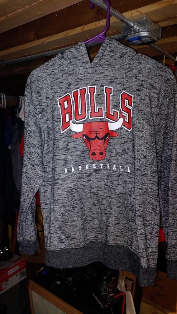 Chicago Bulls Hoodie Sweatshirt Cavaliers In Great Shape. Size Kids XL