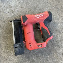 Milwaukee Pin Nailer