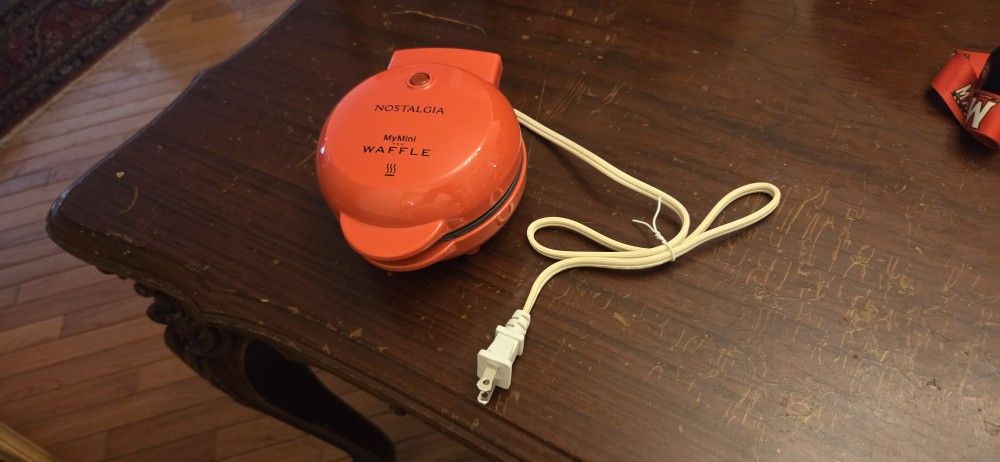 Mini Waffle Maker