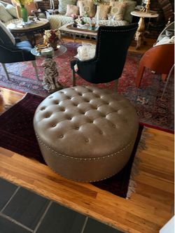Ashley Furniture Large Round Tufted Faux Leather Ottoman - Excellent Condition