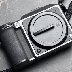 Hasselblad X1D II Medium Format Digital Camera Body Black X System