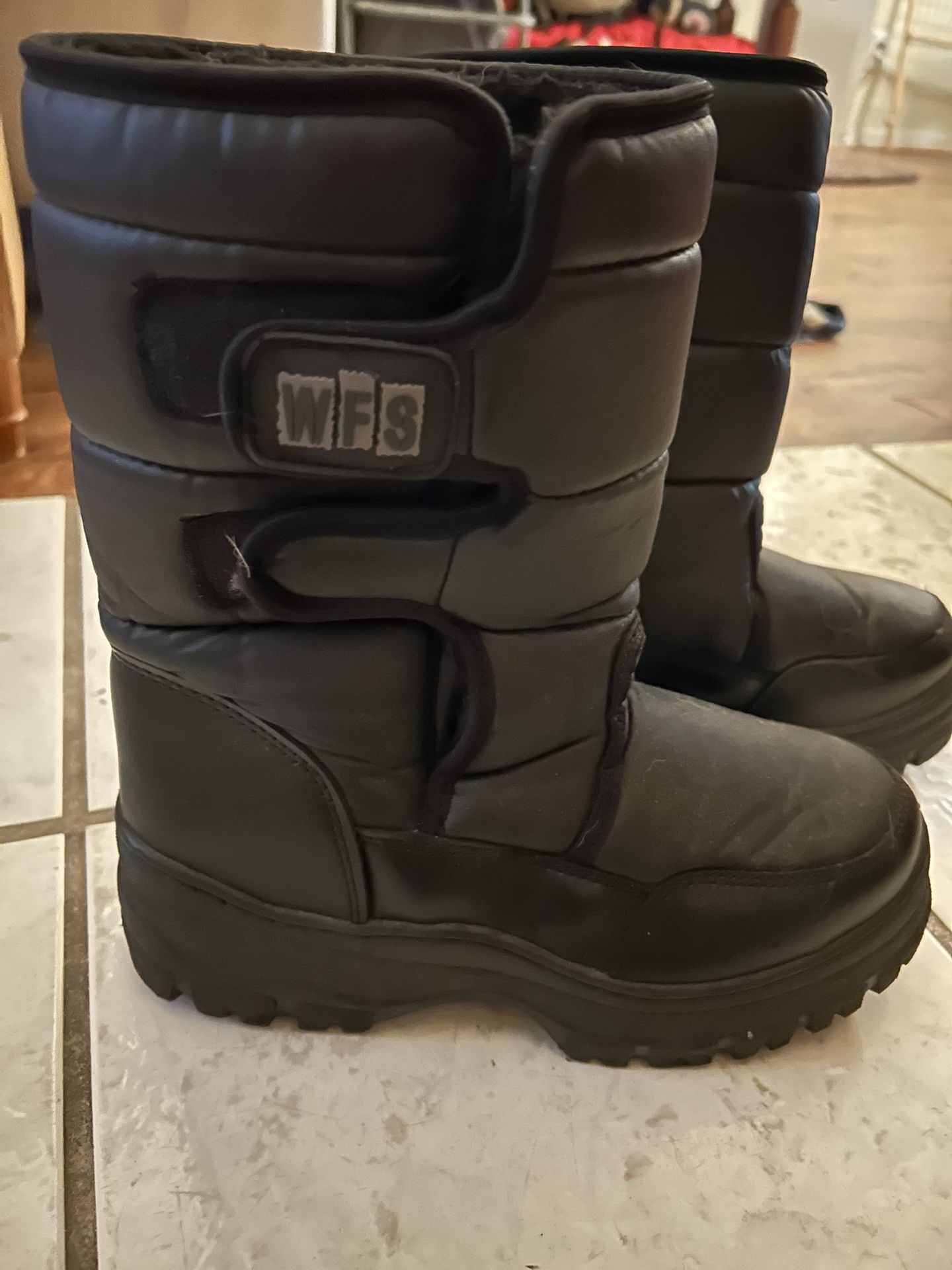 Snow boots — Kids, Unisex, Size 10