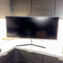 Samsung 34” UltraWide QHD Gaming Monitor