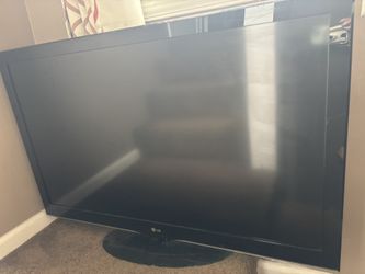 47 Inch LG tv