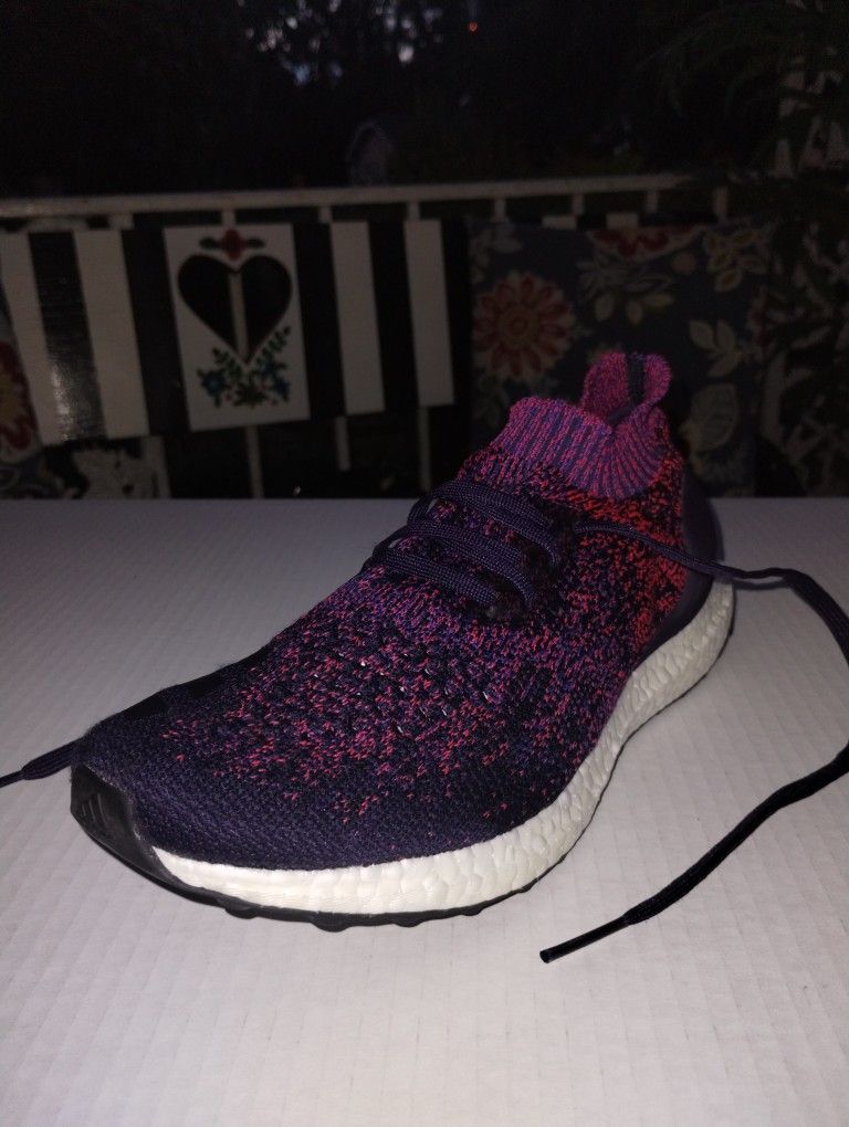 (Size-8) New, Men's Adidas Ultraboost Uncaged 'Legend Purple, D977404