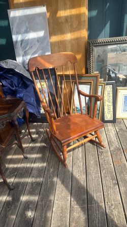 Rocking chair