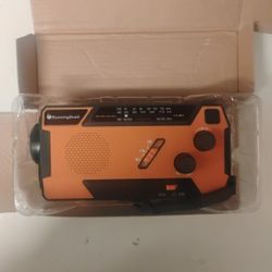 Multi Purpose Crank Radio 
