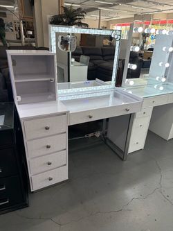 Vanities Disponibles// in Stock