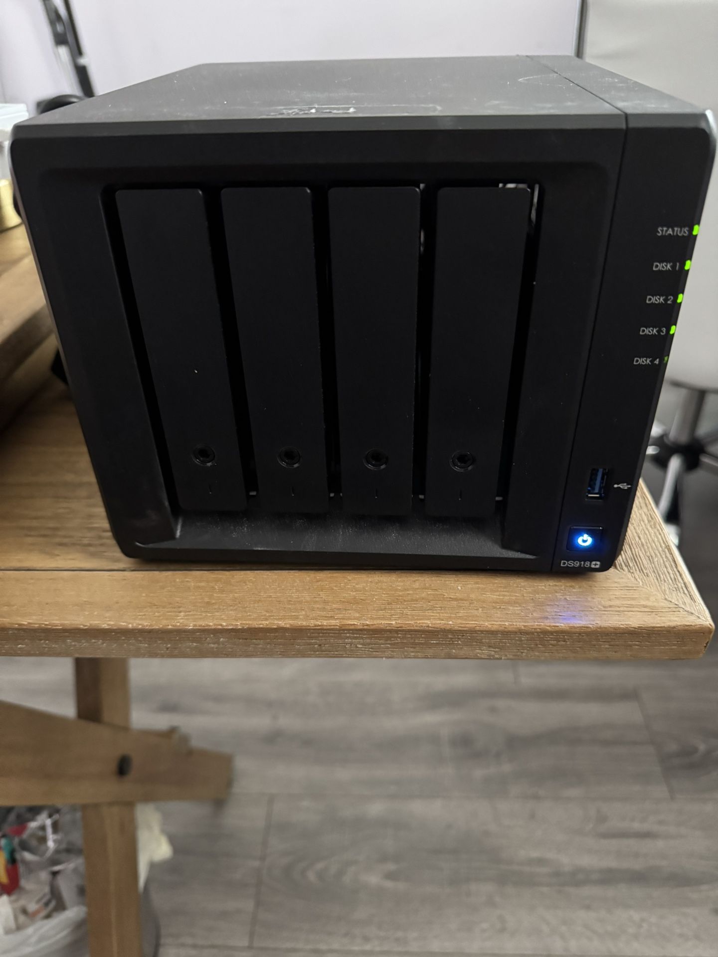 Synology DS918+