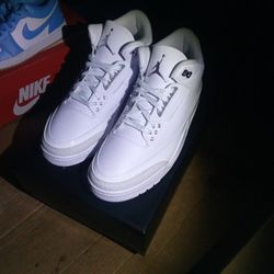 ***Jordan Retro 3 (Men's Size 10)***