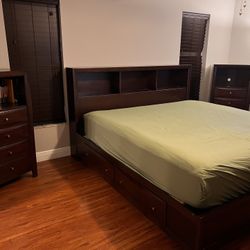 Bedroom Furniture Set - 