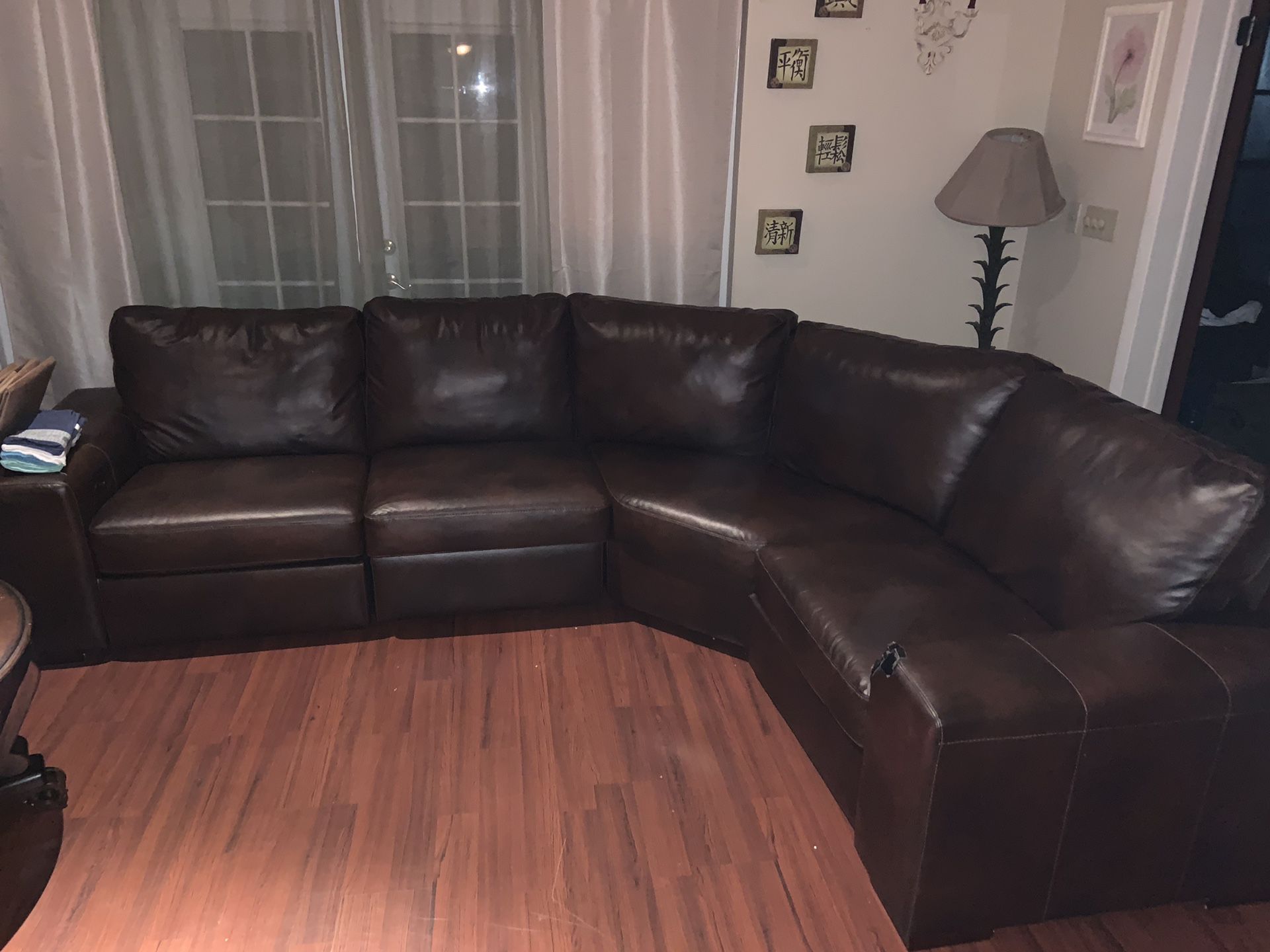 Real leather sectional !! Supper Steal Great 👍 Price