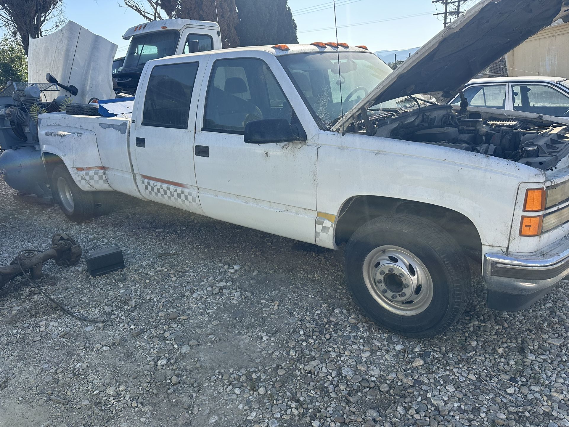 98 GMC C3500 7.4 4l80 Dually