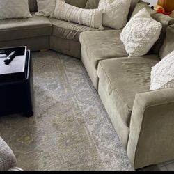 Sectional Sofa 